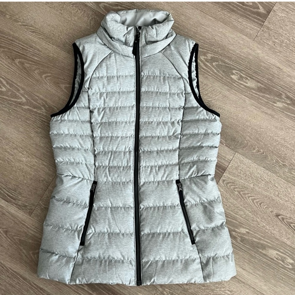 Lululemon puffer vest